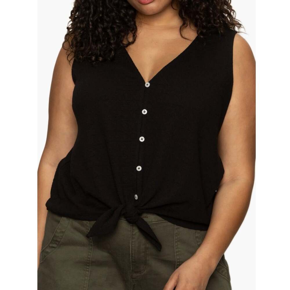 Sanctuary Black Vacation Textured Tie Front Button-Up Tank